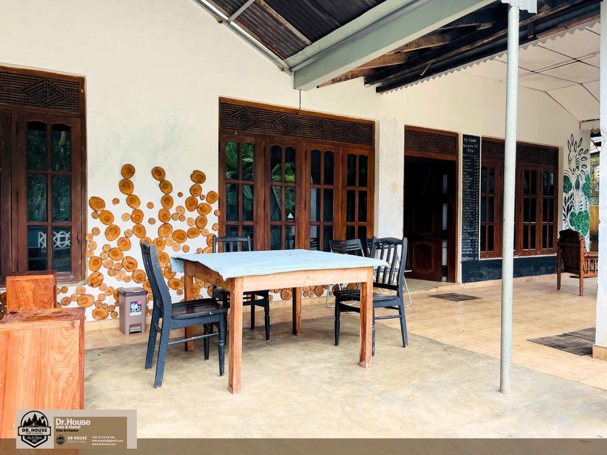 Dr House Ella - Hostel & Cafe Luaran gambar