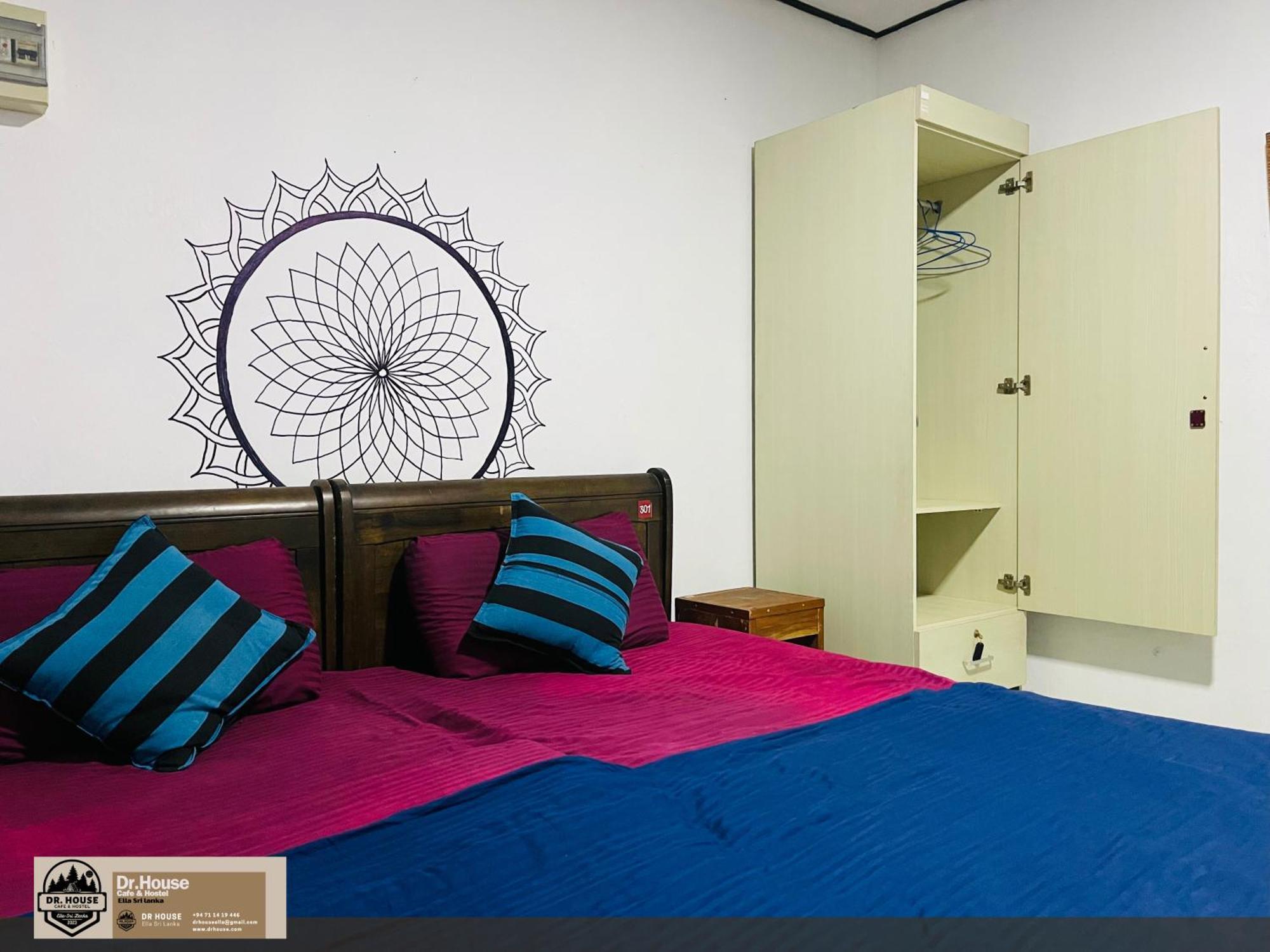 Dr House Ella - Hostel & Cafe Luaran gambar
