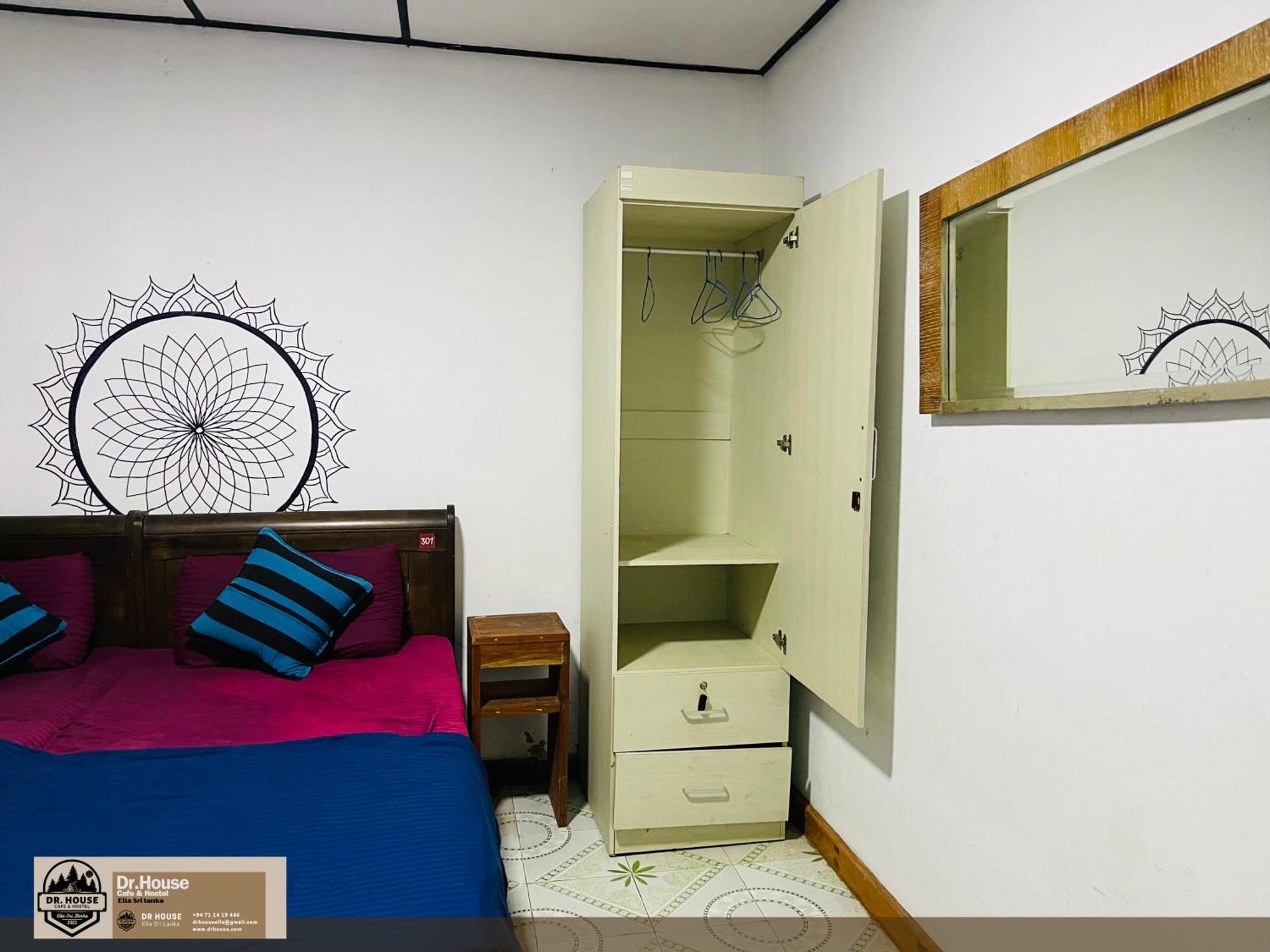 Dr House Ella - Hostel & Cafe Luaran gambar